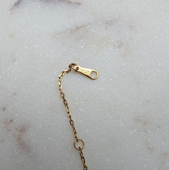 New Rachel Zoe White Pearl Clover 18K Gold Plated Sterling Silver Necklace - Picture 3 of 4